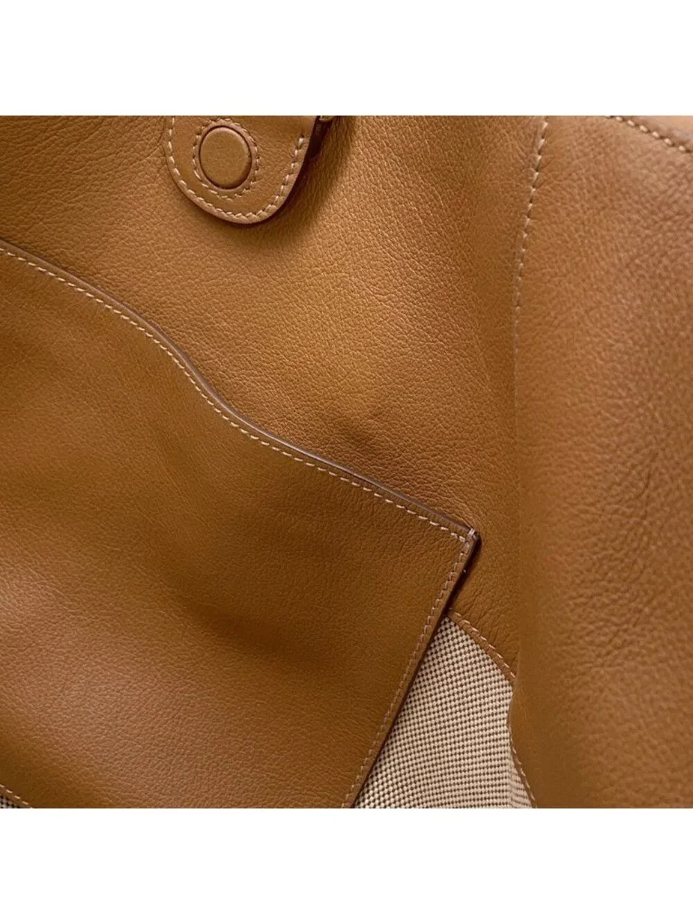Prada Tote Logo Leather - Picture 8 of 10